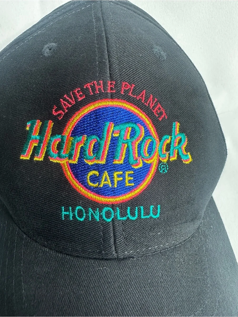 H18. Vintage 90s Hard Rock Cafe Honolulu with Embroidered Logo Baseball Cap